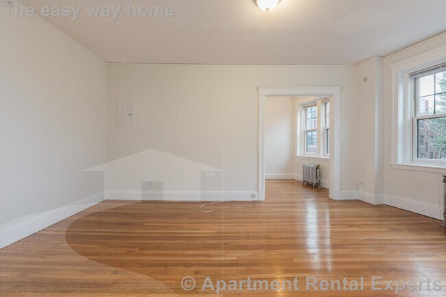 Foto del edificio - 1558 Massachusetts Ave