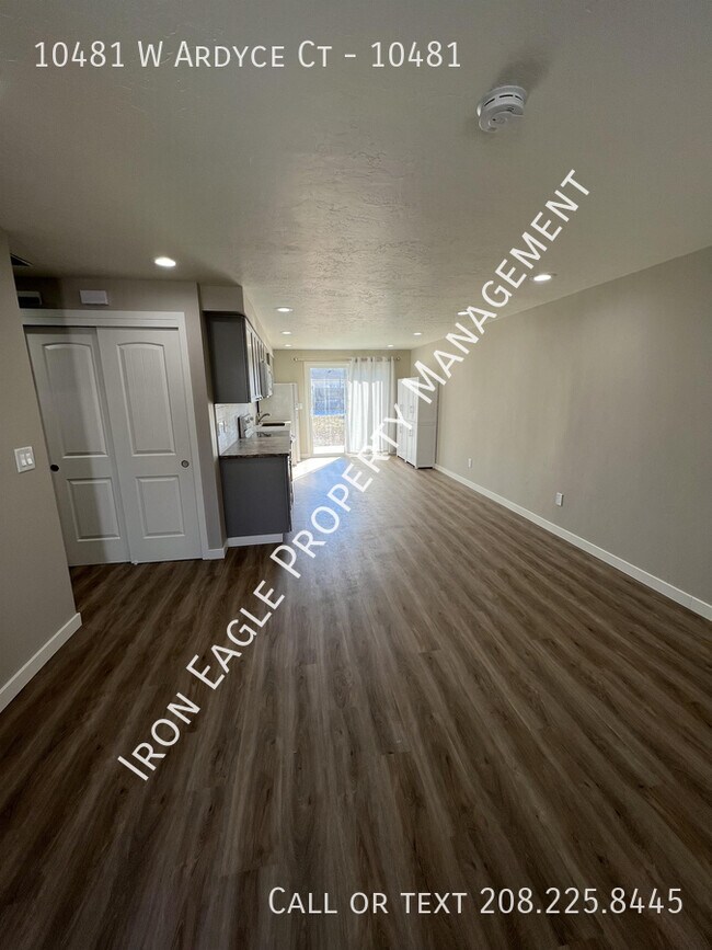 Foto del edificio - 10481 W Ardyce Ct