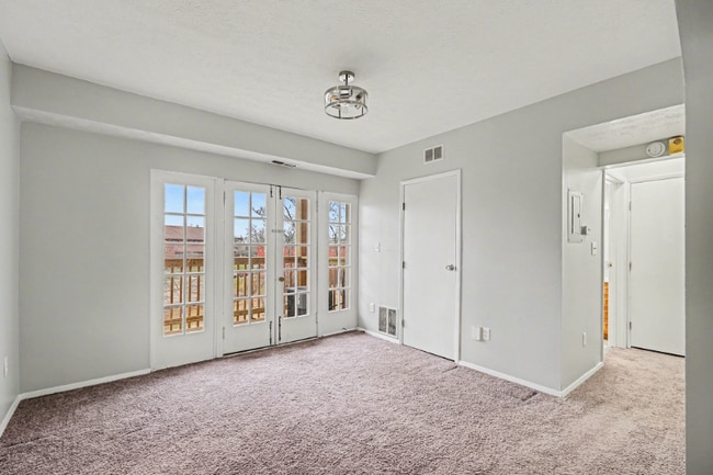 Photo - 562 Glenwood Ave Apartment