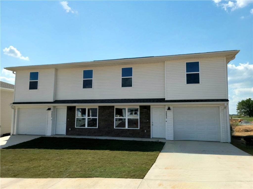 Primary Photo - 1215 Nedra Dr