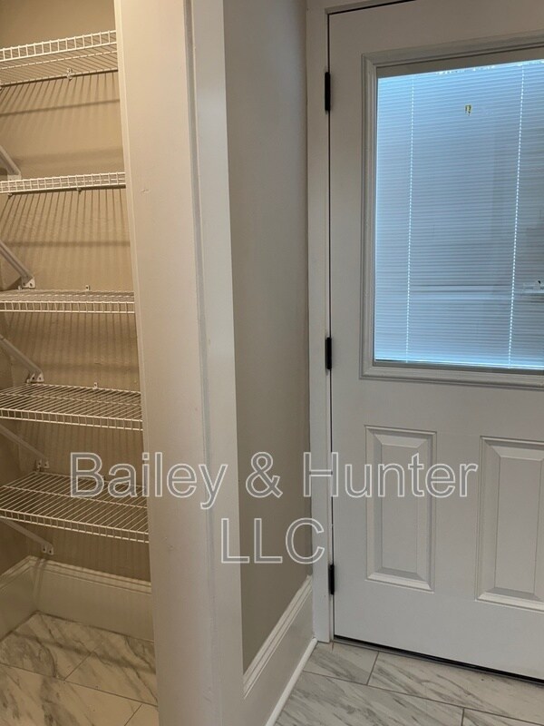 Foto del edificio - 1385 Hartford Ave SW