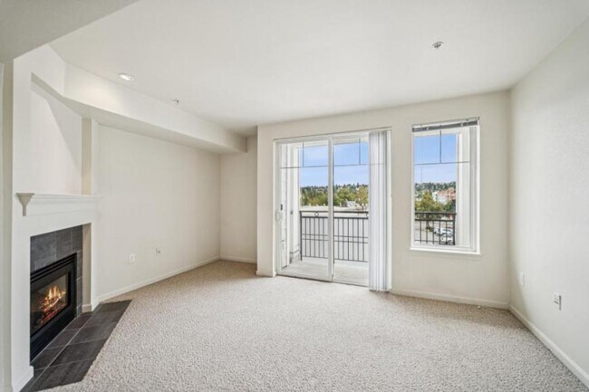 Building Photo - 0 bedroom in Seattle WA 98107