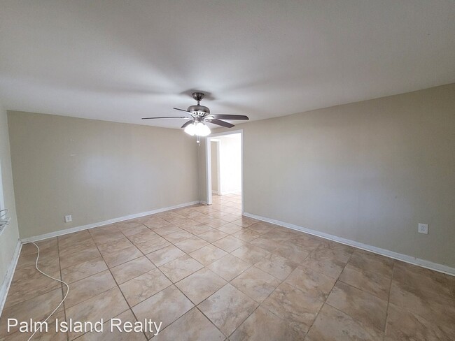 Foto del edificio - 3 br, 1 bath House - 3805 Ward Blvd