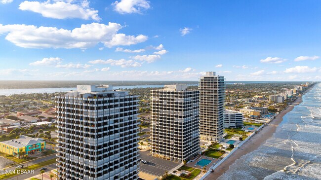 Foto del edificio - 2828 N Atlantic Ave