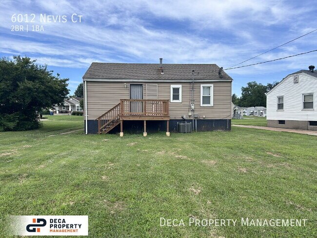 Foto del edificio - 6012 Nevis Ct