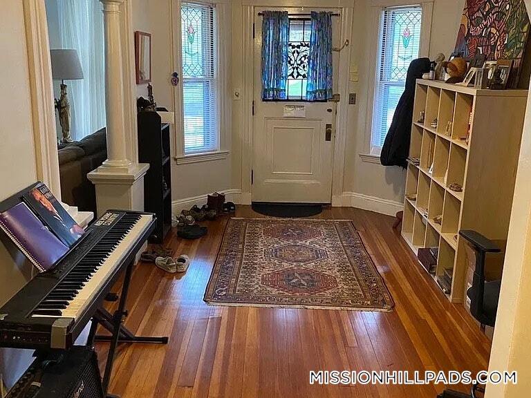 Foto principal - 225 Walnut Ave