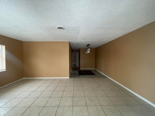 Foto del edificio - 1316 NW 8th Ave