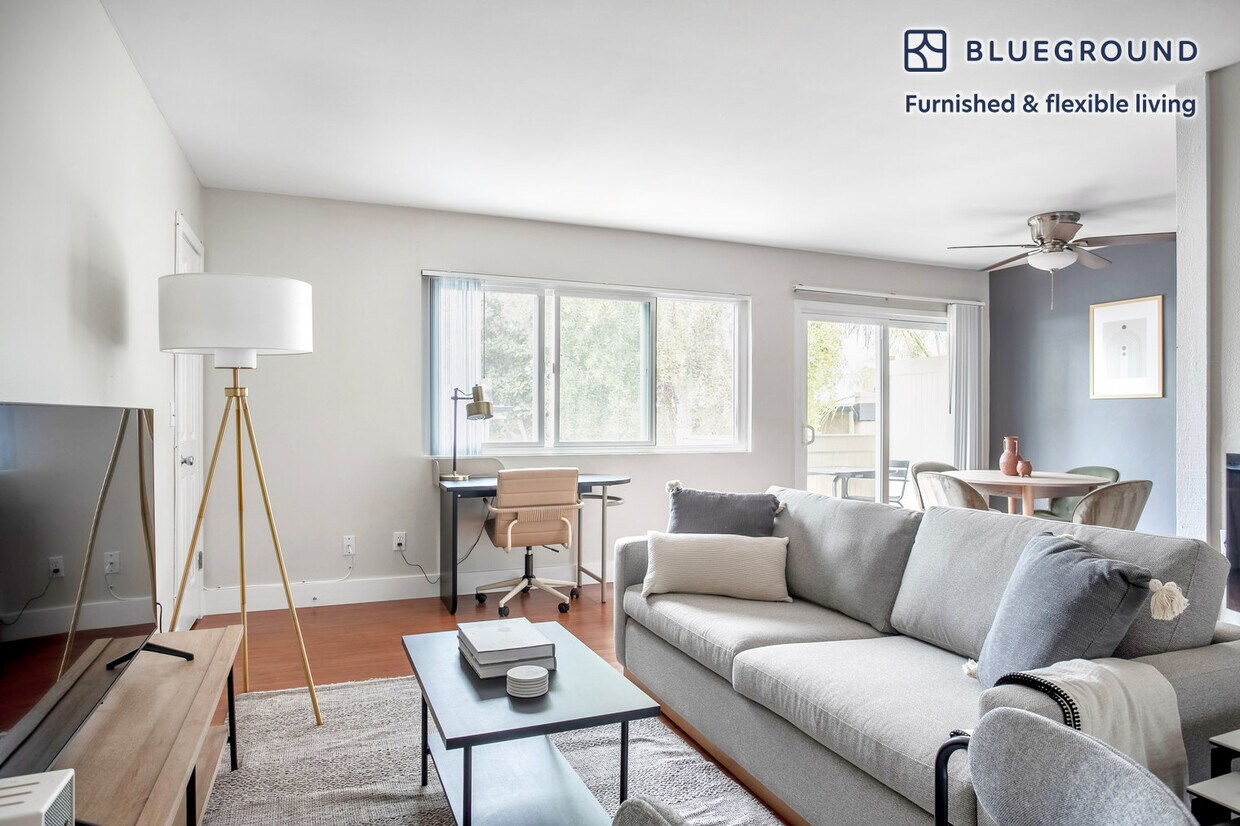 Foto principal - 12530 Braddock Dr