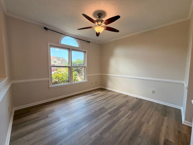 Foto del edificio - 4213 Minnard Ct