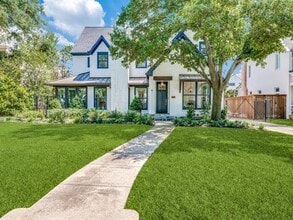 Building Photo - 3837 Villanova St