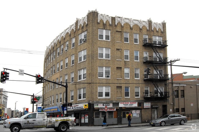 Building Photo - 2808-2820 John F Kennedy Blvd