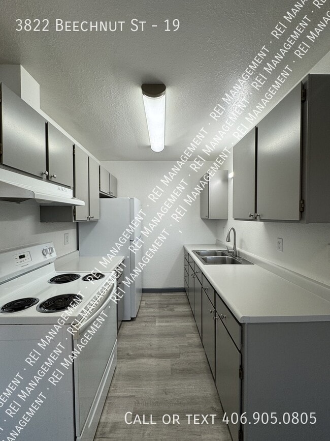 Building Photo - 3822 Beechnut St