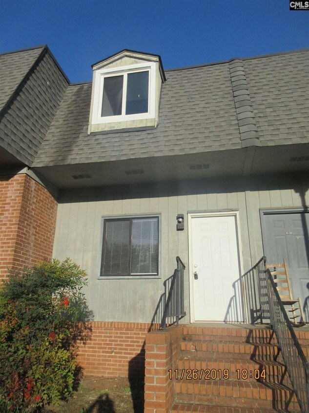 Primary Photo - 23 Canterbury Ct