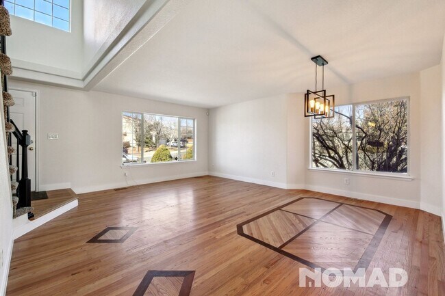 Foto del edificio - Stunning 5BR House in Highlands Ranch