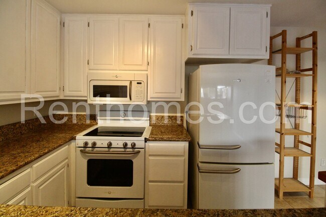 Foto del edificio - 3550 Ruffin Rd