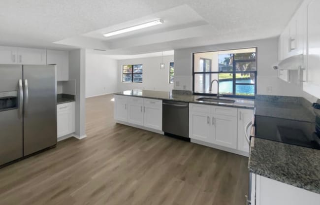 Building Photo - 7845 Cayuga Dr