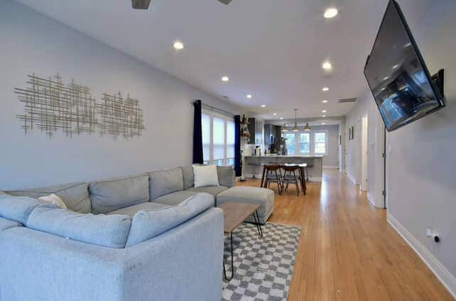 Foto del edificio - 5713 W Ainslie St