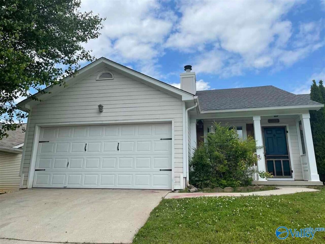 232 Knox Creek Trail NW, Madison, AL 35757 House Rental in Madison, AL