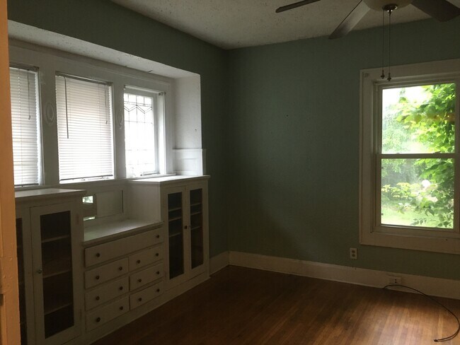 Foto del edificio - 3134 N College Ave