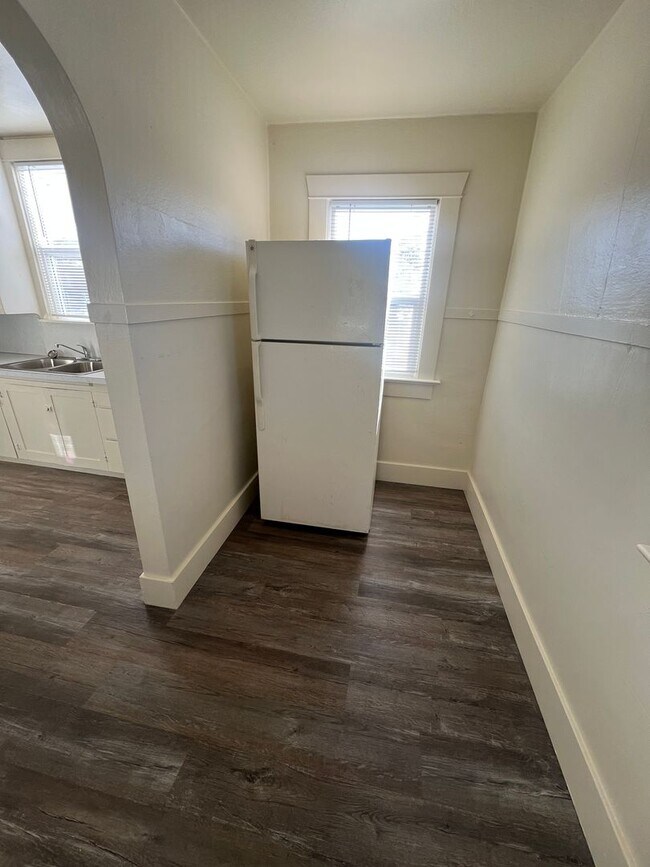 Foto del edificio - Corner location near ISU-Single Family Home with room to spread out!