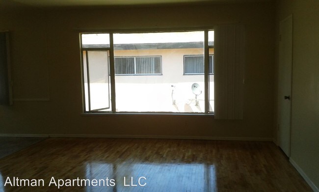 Building Photo - 4541 Santa Rosalia Dr
