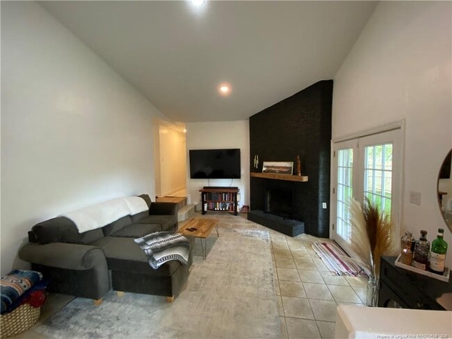 Building Photo - 7203 Bailey Ct
