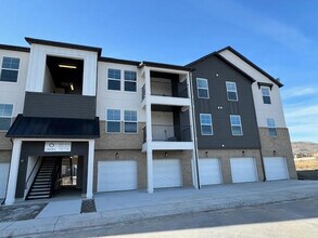 Building Photo - 4683 Sylvie Dr