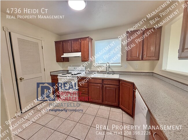 Foto del edificio - 4736 Heidi Ct