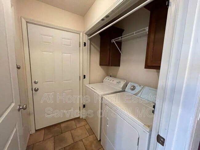 Foto del edificio - 3173 W Wakefield St