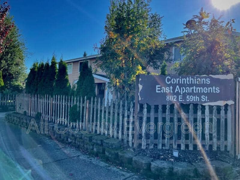 Primary Photo - 802 E 59th St