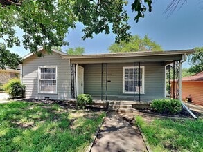 Building Photo - 5533 Wainwright Dr
