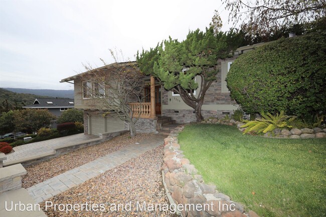 Foto del edificio - 3 br, 2 bath House - 1318 Crestview Drive ...