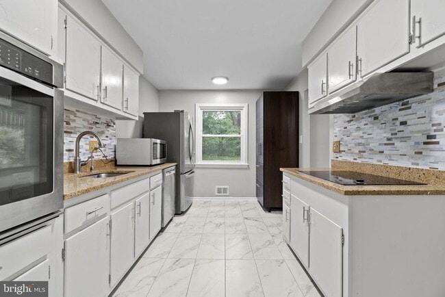 Building Photo - 1110 Chiswell Ln