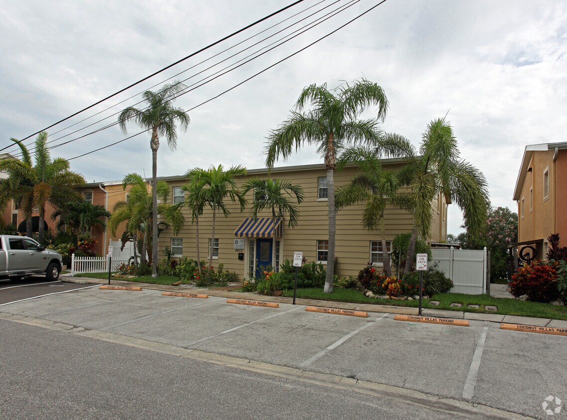 2673 St Joseph Dr, Dunedin, FL 34698 Apartments in Dunedin, FL