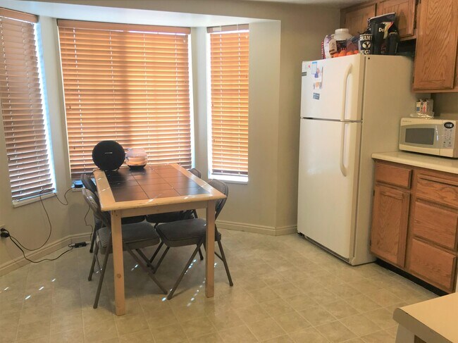 Foto del edificio - 565 N 300 E