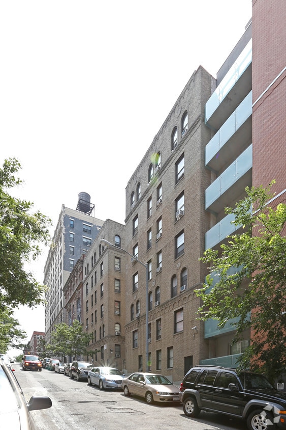 Primary Photo - 610 West 143rd Street