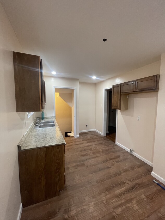 Primary Photo - 12694 Littlefield St