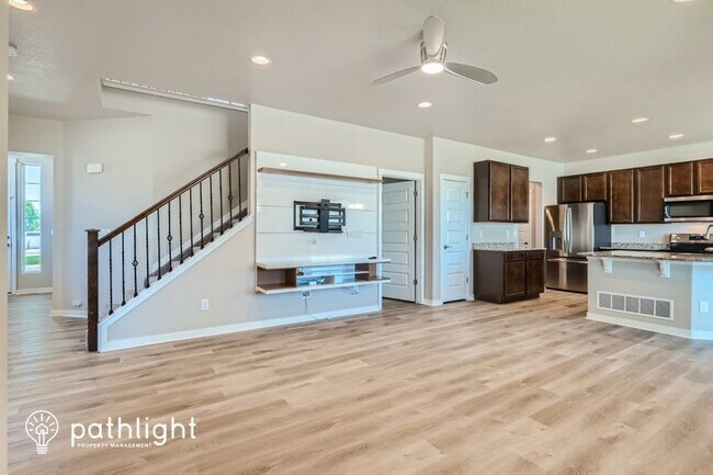 Building Photo - 5496 Chantry Dr