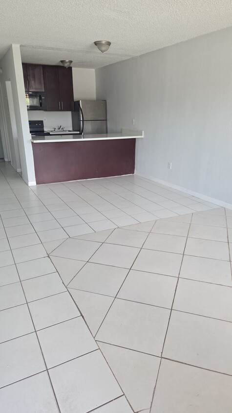 Photo - 251 NW 177th St (Miami Gardens, FL)