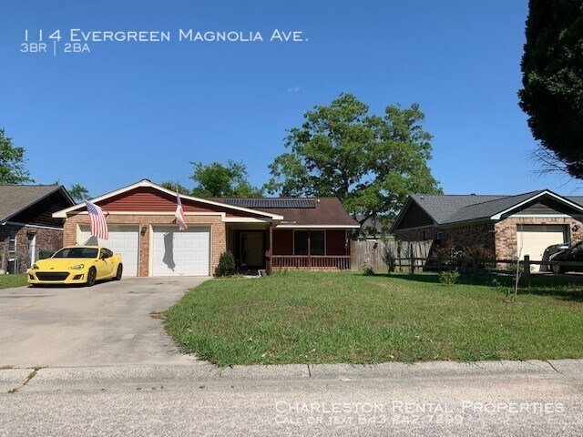 Primary Photo - 114 Evergreen Magnolia Ave