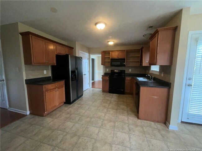 Building Photo - 223 Lochwood Dr
