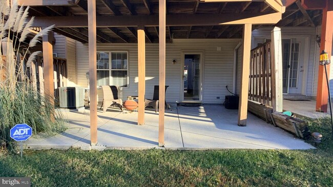 Foto del edificio - 8618 Savannah River Rd