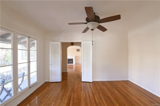 Foto del edificio - 915 S Le Doux Rd