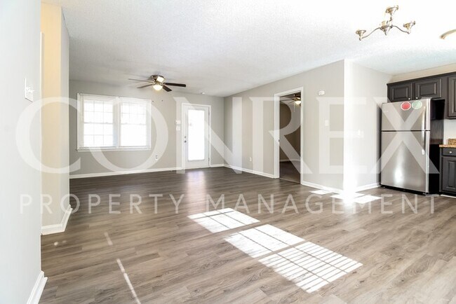 Foto del edificio - Gorgeous 3 Bedroom