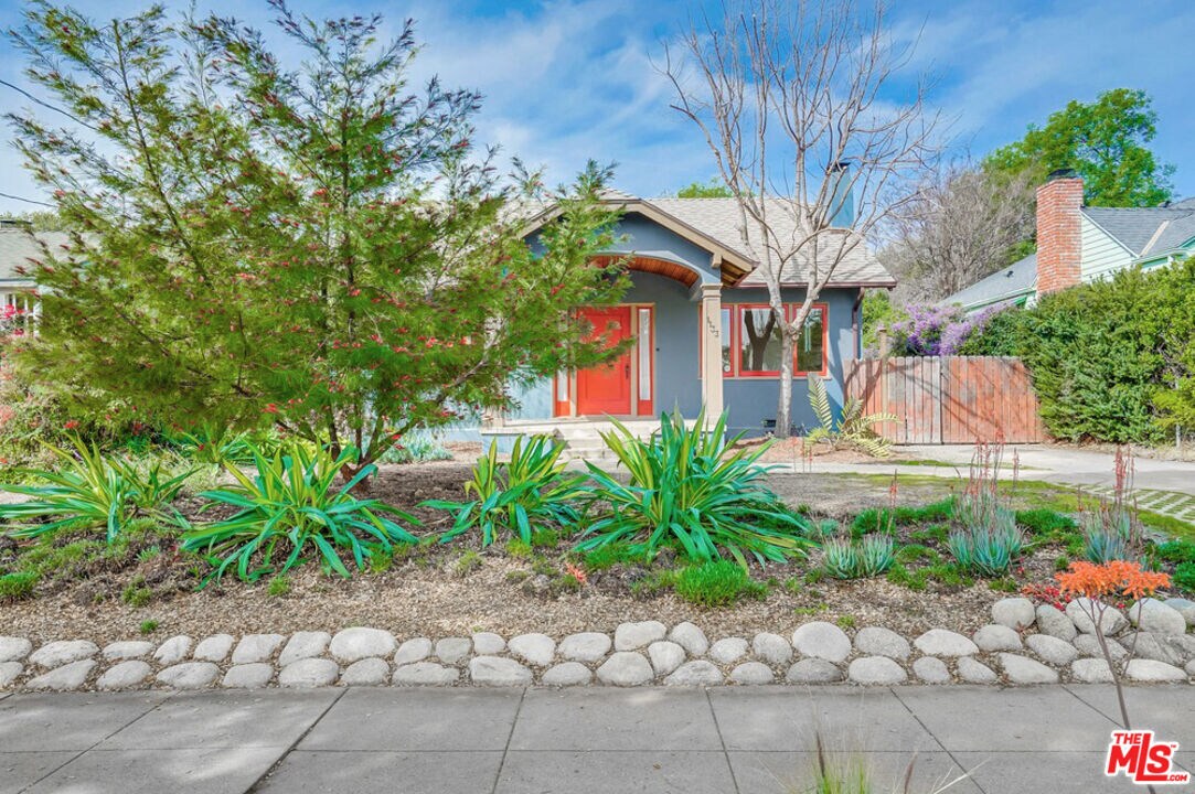 Foto principal - 1133 N Hudson Ave