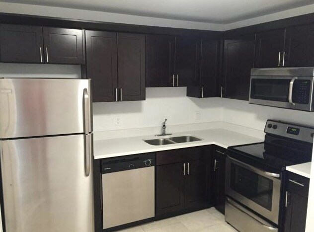 Foto principal - 22605 SW 66th Ave