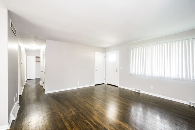 Foto del edificio - 6588 Montevista Dr