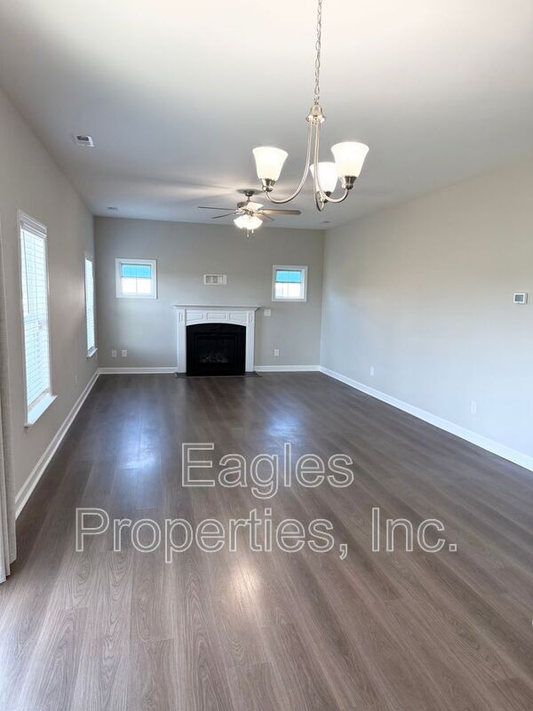 Foto del edificio - 117 Kenbridge Ln