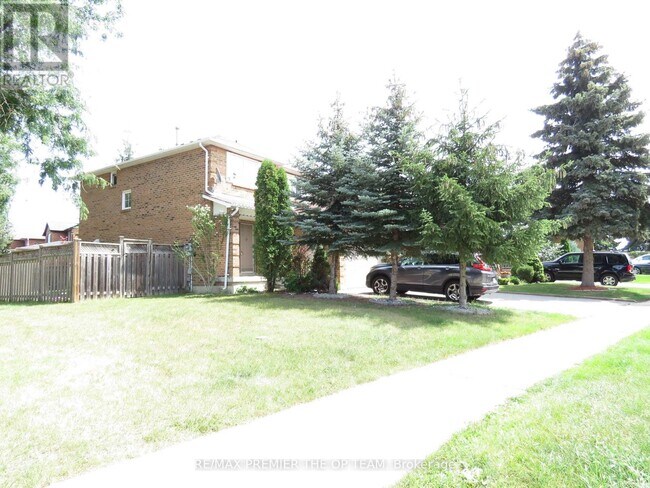 Building Photo - 21 Pentland Crescent