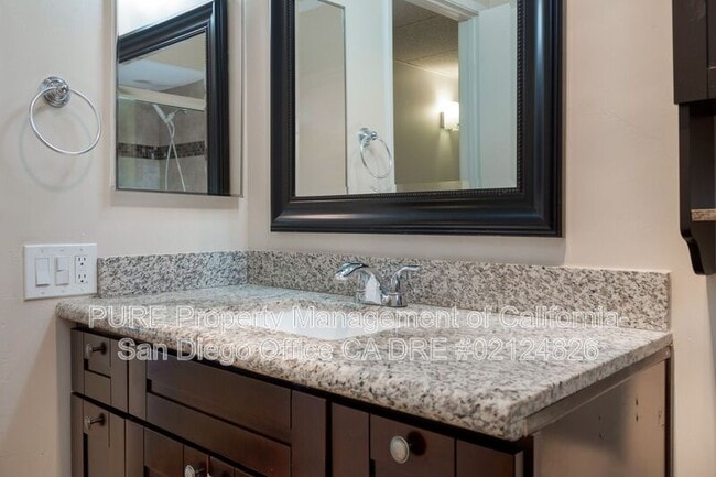 Foto del edificio - 6406 Friars Rd